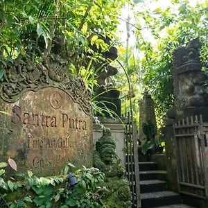  Guest house Santra Putra At Karja Art Space